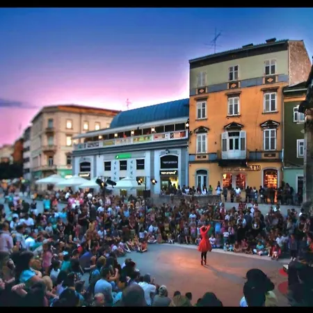 Vista - New Entry 2025 Villa