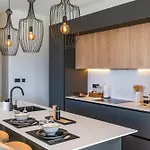 Vista - New Entry 2025 *