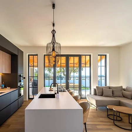 Villa Vista - New Entry 2025 Pula