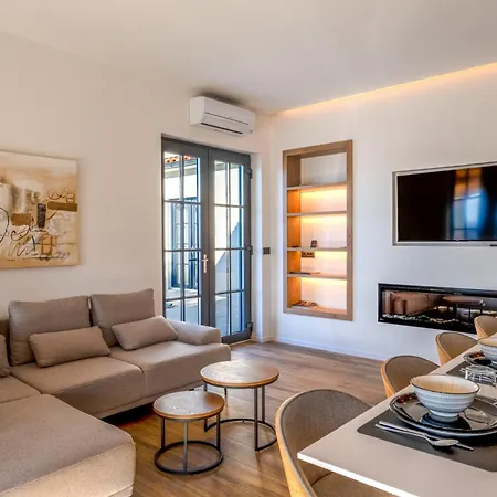 Vista - New Entry 2025 Vila *
